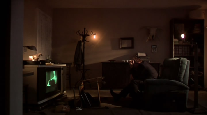 Эмма уотсон хорошо быть тихоней. Тихоня фильм 2022. Джоан кьюсак хорошо быть тихоней. Наказанная ее тетя была тихоней эдакой мышкой. Наказанная ее тетя была тихоней эдакой мышкой.