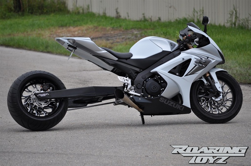 Roaring Toyz: мотоцикл Suzuki GSX-R1000 с гипермаятником.